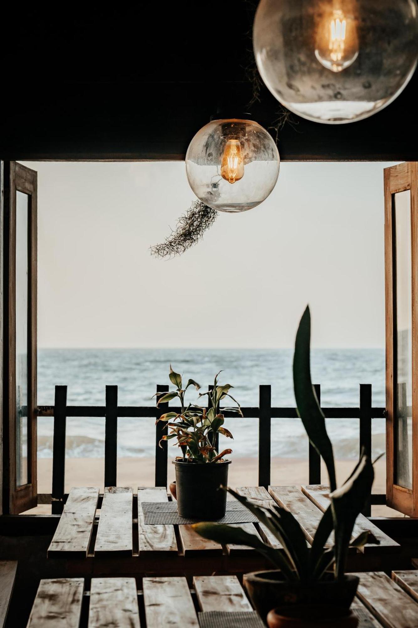 Winston Sea Front Negombo