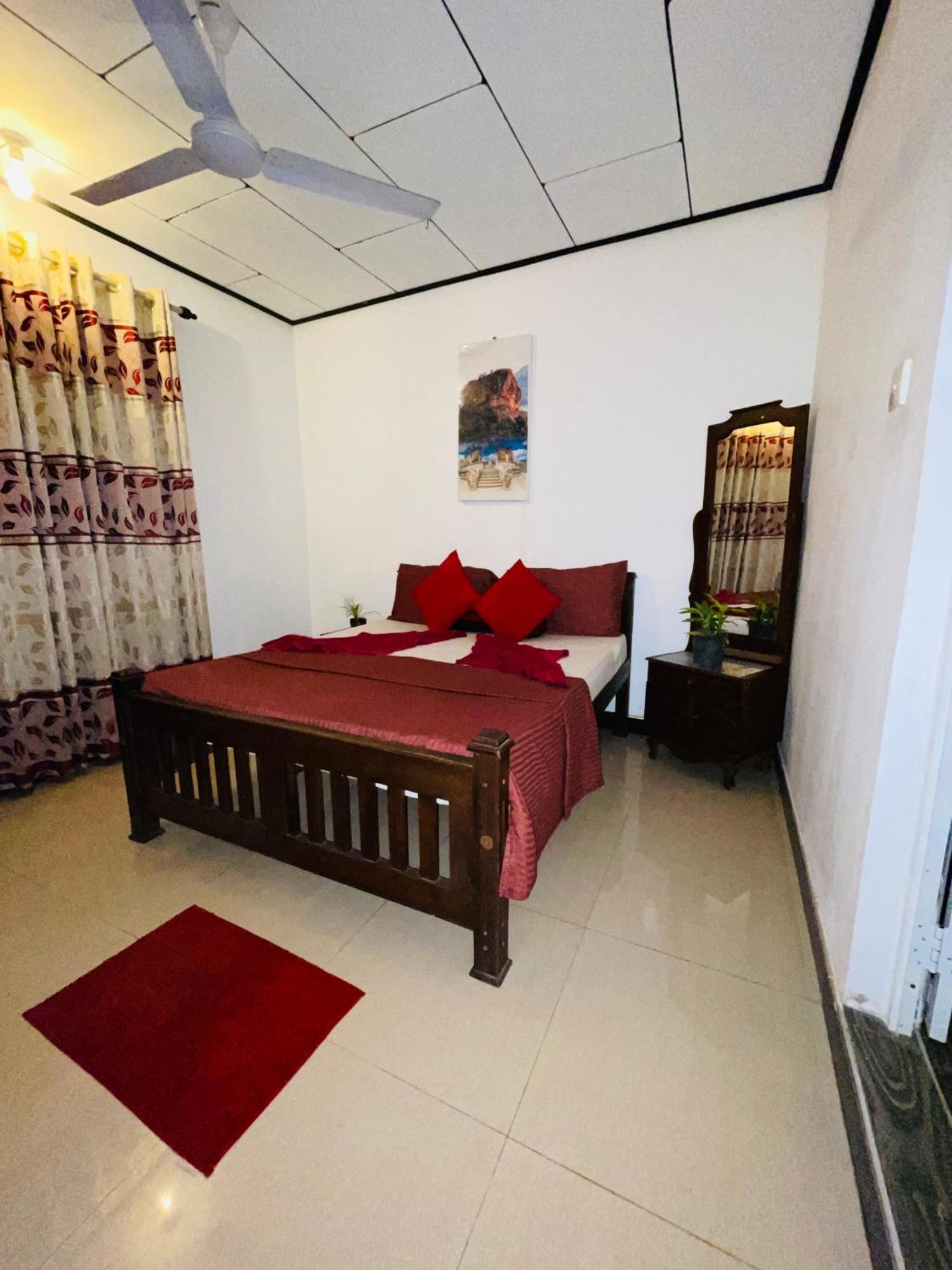 Winston Sea Front Negombo