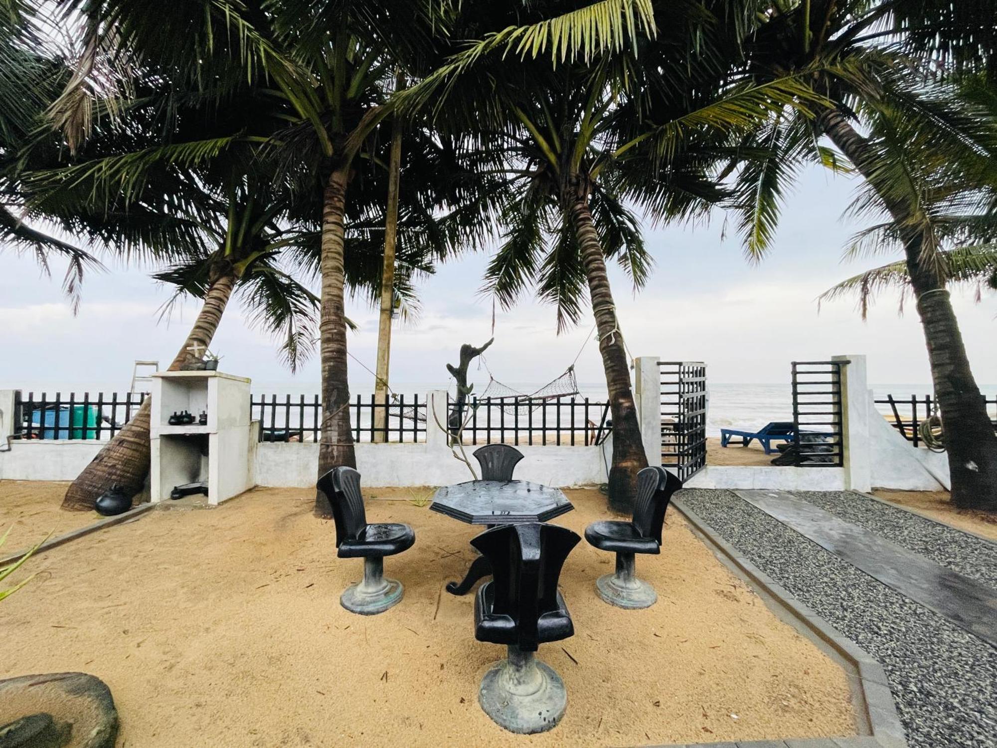 بيت ضيافة Winston Sea Front *